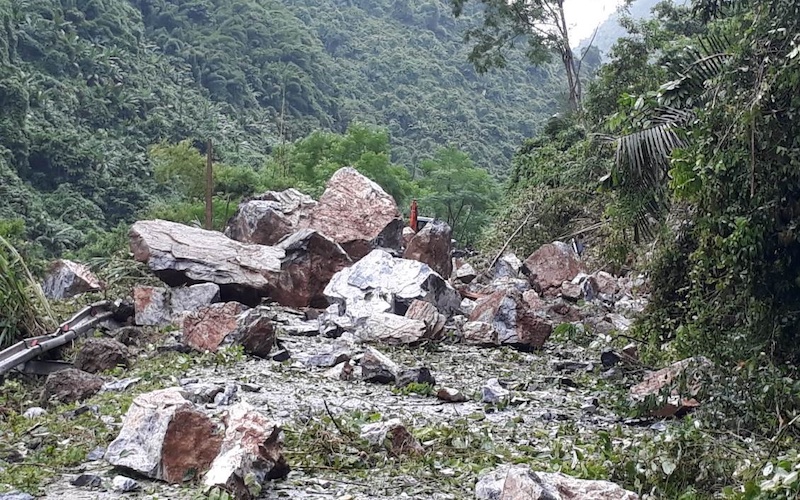 Mơ thấy đá lăn